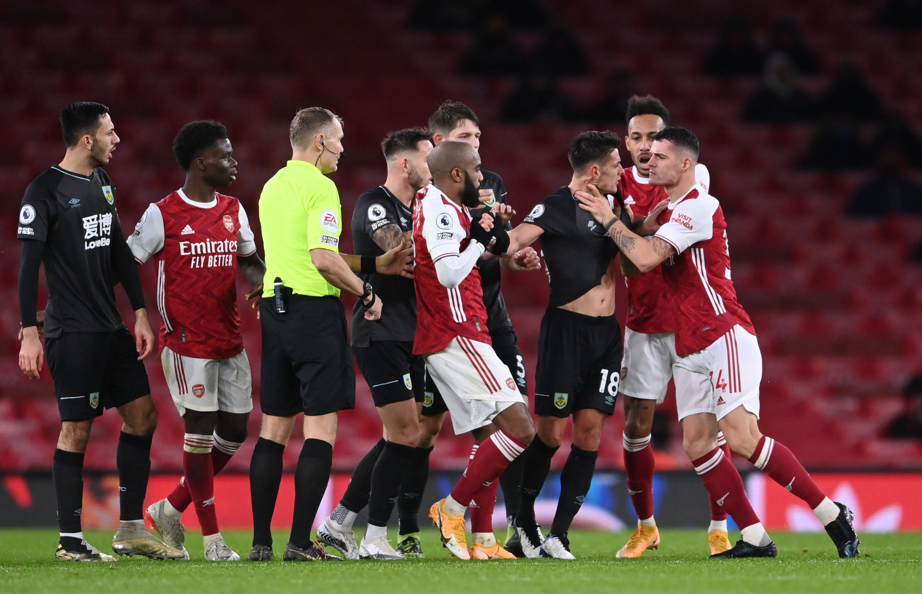 守后完成击 守后完成击