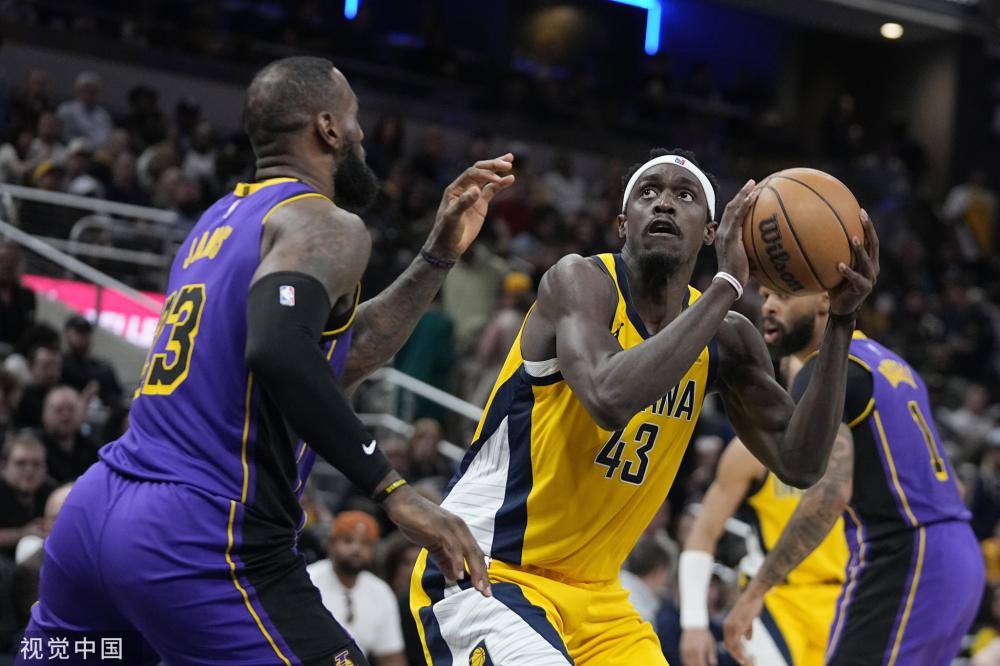 这位年轻的 这位年轻的